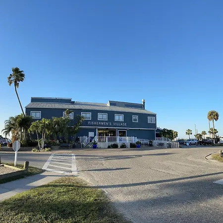 The Suites At Fishermen'S Village - 2 Bedroom Suites-3